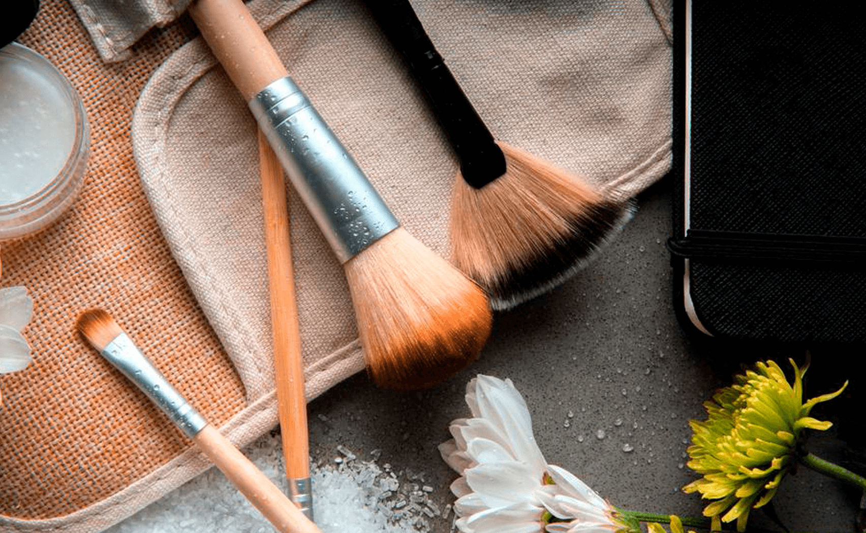 Layering SPF skincare and makeup Layering SPF skincare and makeup